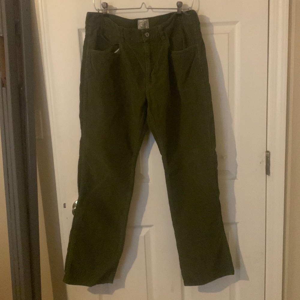 Men’s olive corduroy pants